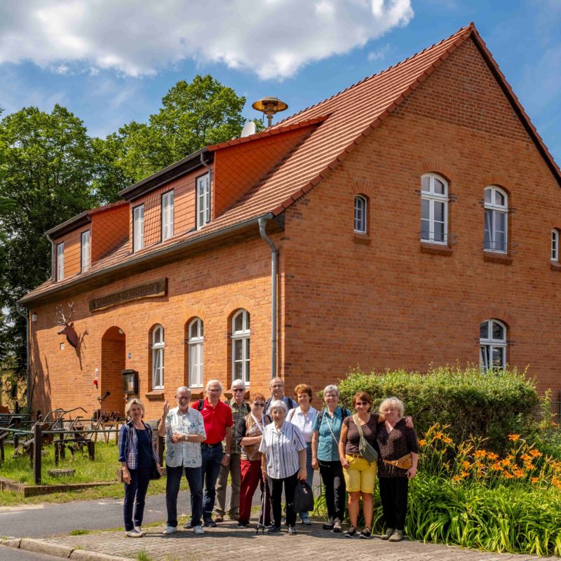 2024-06-08_Gruppenfoto-Wanderung-Dammendorf_by-Dominic-Mocker-800x800